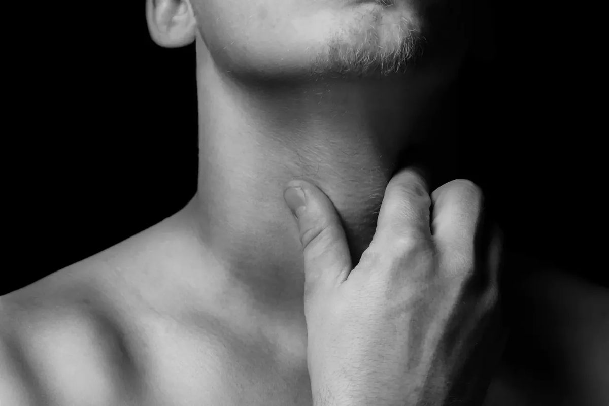 Men's Skincare Routines & Skinimalism Guide 2026